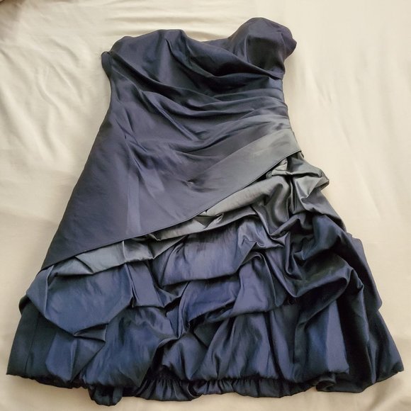 Junior Formal Dress - Picture 1 of 3